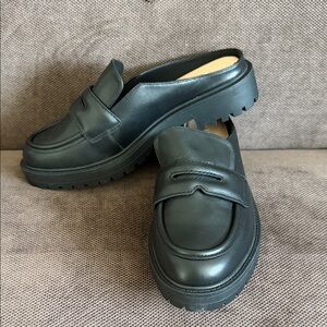 WYDR Lug Loafer Mule - Black - NWOT